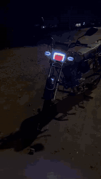 سلام عليكم دراجه ايراني للبيع موديل ٢٢ رقم وسنويه جديده داخله هزن وكامله من كلشي ما ناقصه كلشي ١٦٠٠ وبيه مجال حك جيه لسكن جويبه نساف ***********
