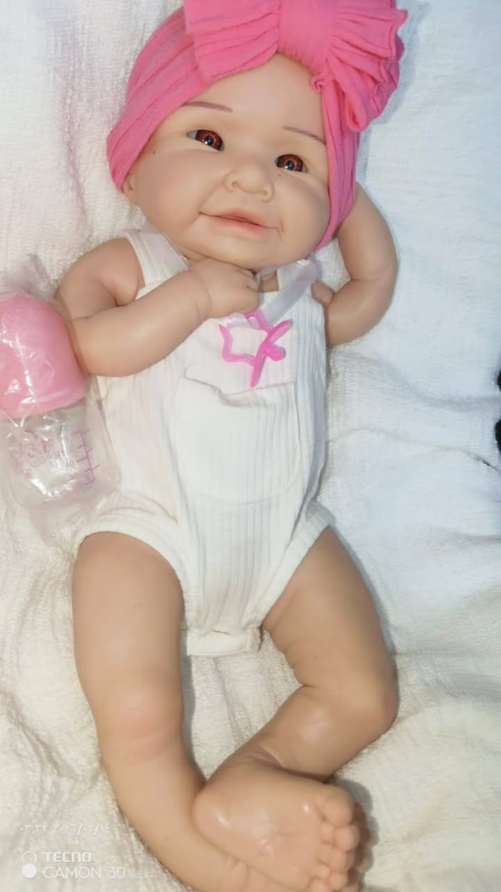 هلا بنات 😍 شوفوا شكد حلوة!
هاي مو بيبي حقيقي، هاي دمية جلاتين 👶
ناعمة ومرنة، وتحسوا لمستها صدگ مثل البيبي 🧸💕
قياس كلش كبيره🤗
تقدرون تلعبون بيها أو تهدونها هدية روعة 🎁
لو عجبتكم، راسلوني خاص وأحجزلكم 💌"


**إذا كنت صاحب هذا الإعلان وتريد حذفه لأي سبب، رجاءا أرسل رسالة إلى الدعم الفني**