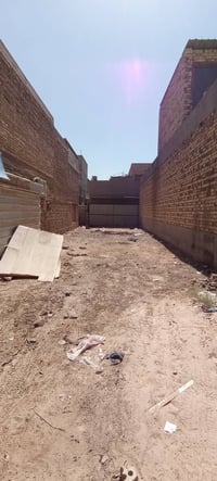 قرب مدرست الرحمن • ١٢٥م • واجهة ٥م