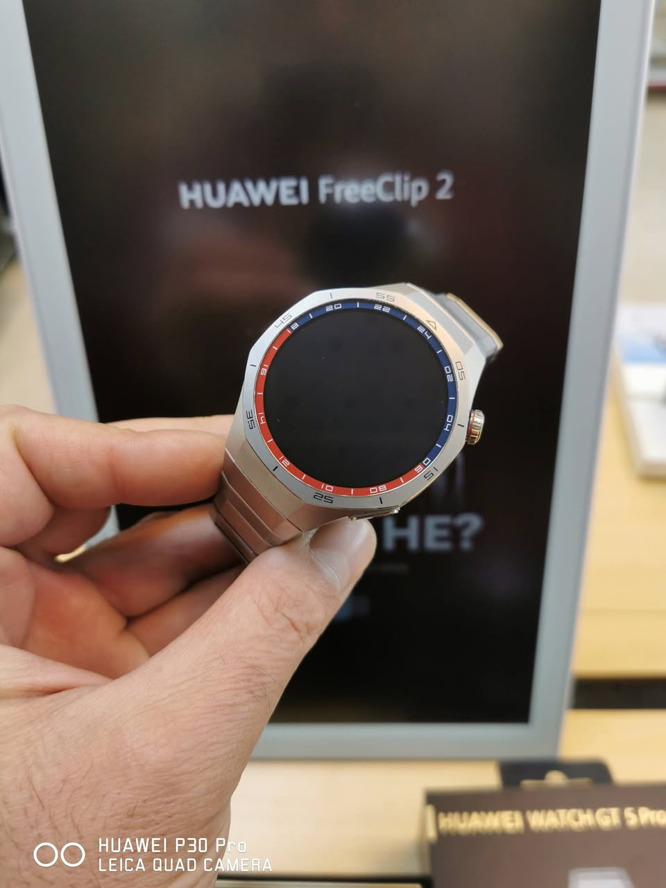 ساعات هواوي مستخدم نظافة 100 بلمية
GT 5 pro تيتانيوم
GT5 pro نسخة الربر
GT5 brown
GT 5 blue
GT5 41 MM blue
GT 4  brown
Fit3 3
توجد خدمة توصيل لكافة المحافظات للإستفسار مراسلة البيج هواوي سنترنجف/Huawei Center NAJAF  أو على الرقم وات ساب *********** أو  زورونا في موقعنا النجف شارع الغدير فرات من جهة حي الغدير مقابل شركة الريان للصرافة
