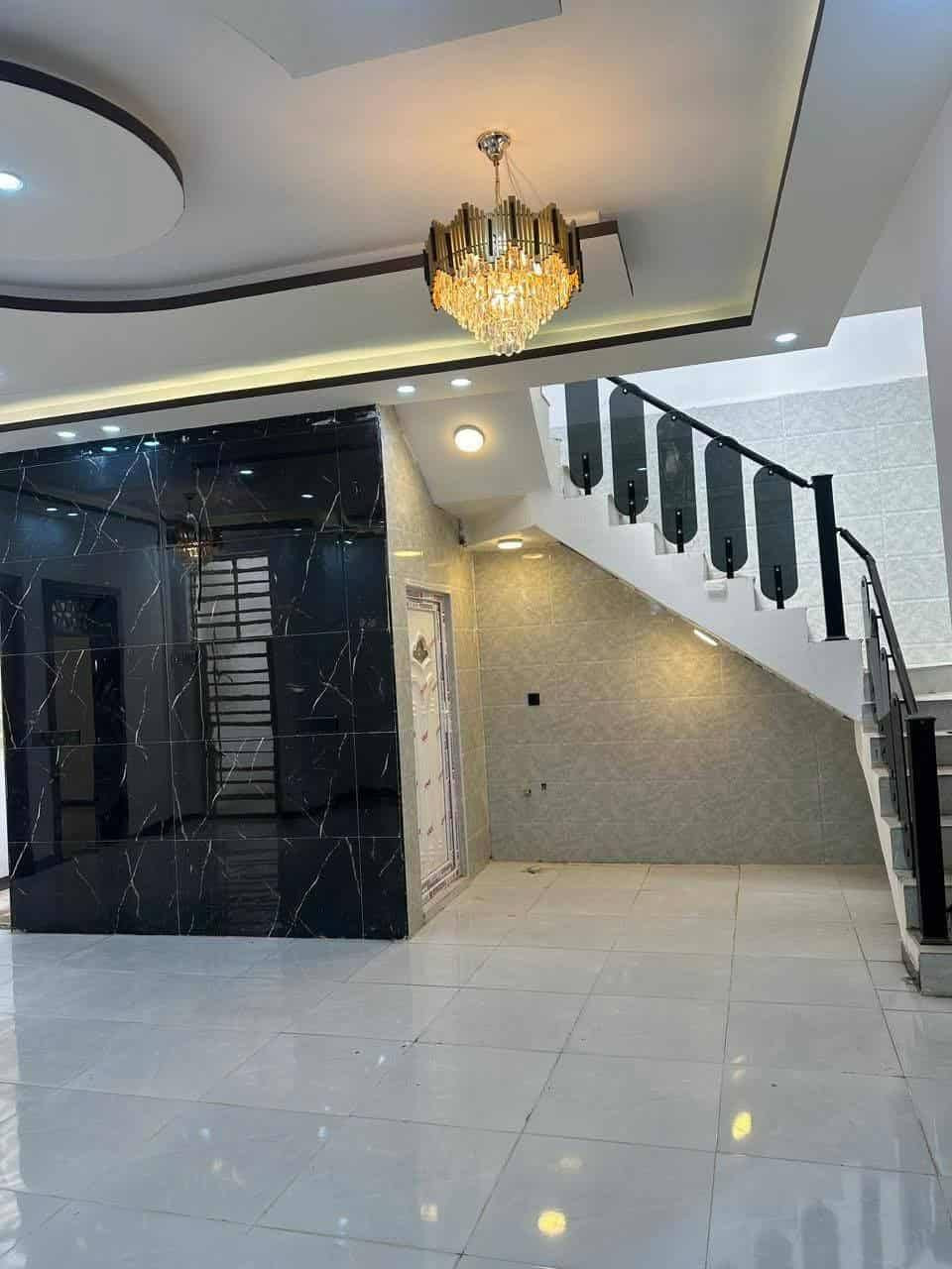 بيتك لازم يكون مميز ( بيت احلامك ) فـ لازم تنطي بيد شركة هندسية صح ✅ و ويانا لا تنتظر تجمع المبلغ كامل حتى تبني بيت أحلامك ⁉️ لان موفريلك البناء بالاقساط تكدر تدفع نص  من المبلغ والمتبقي على مدار 3 سنين🤩خلي أحلامك تصير حقيقة من اليوم!  و بشركتنا نهتم بأدق التفاصيل الهندسية حتى يطلع بيتك او مشروعك باجمل صوره ↗️ ونبلش وياك من مرحلة التخطيط والتصميم الى مرحلة التنفيذ ونسلمك بيت جاهز وبتكاليف مدروسة ✅ وتكون مطلع على كلشي.  تواصل معنا واحنه بخدمتك : -    #تفاصيل_معمارية #فن_البناء #هرم_التميز بيوت مجمعات سكنيه  متر درجه اولى 700   درجه ثانيه متر 650  درجه ثالثه متر 600 درجه رابعه متر 550  درجه خامسه متر 500  درجه ساته متر 450  مجمعات سكنيه اشتغل ***********بيتك لازم يكون مميز ( بيت احلامك ) فـ لازم تنطي بيد شركة هندسية صح ✅ و ويانا لا تنتظر تجمع المبلغ كامل حتى تبني بيت أحلامك ⁉️ لان موفريلك البناء بالاقساط تكدر تدفع نص  من المبلغ والمتبقي على مدار 3 سنين🤩خلي أحلامك تصير حقيقة من اليوم!  و بشركتنا نهتم بأدق التفاصيل الهندسية حتى يطلع بيتك او مشروعك باجمل صوره ↗️ ونبلش وياك من مرحلة التخطيط والتصميم الى مرحلة التنفيذ ونسلمك بيت جاهز وبتكاليف مدروسة ✅ وتكون مطلع على كلشي.  تواصل معنا واحنه بخدمتك : -    #تفاصيل_معمارية #فن_البناء #هرم_التميز بيوت مجمعات سكنيه  متر درجه اولى 700   درجه ثانيه متر 650  درجه ثالثه متر 600 درجه رابعه متر 550  درجه خامسه متر 500  درجه ساته متر 450  مجمعات سكنيه اشتغل
