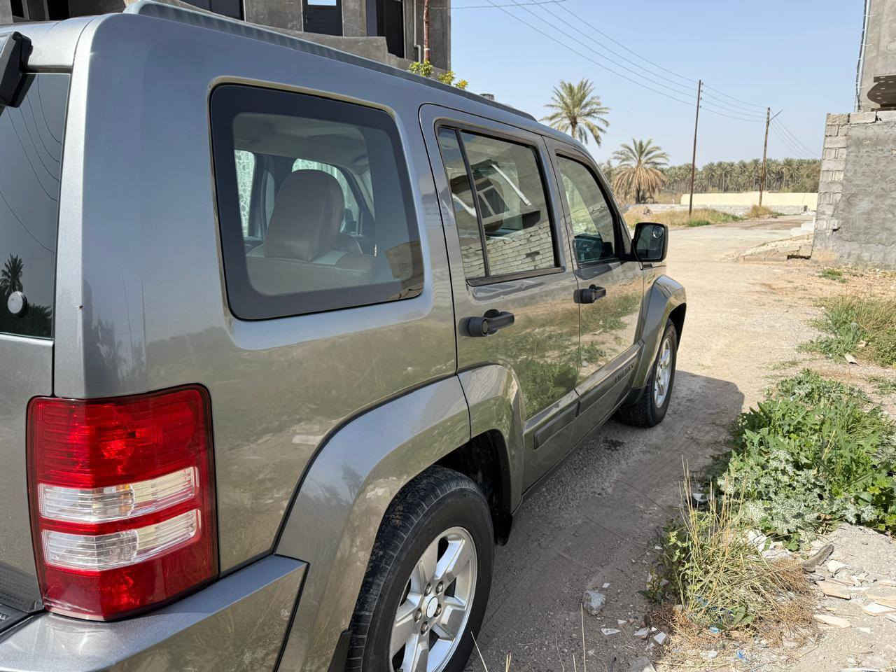 جيب ليبرتي 2012 سعر 90.   ***********
