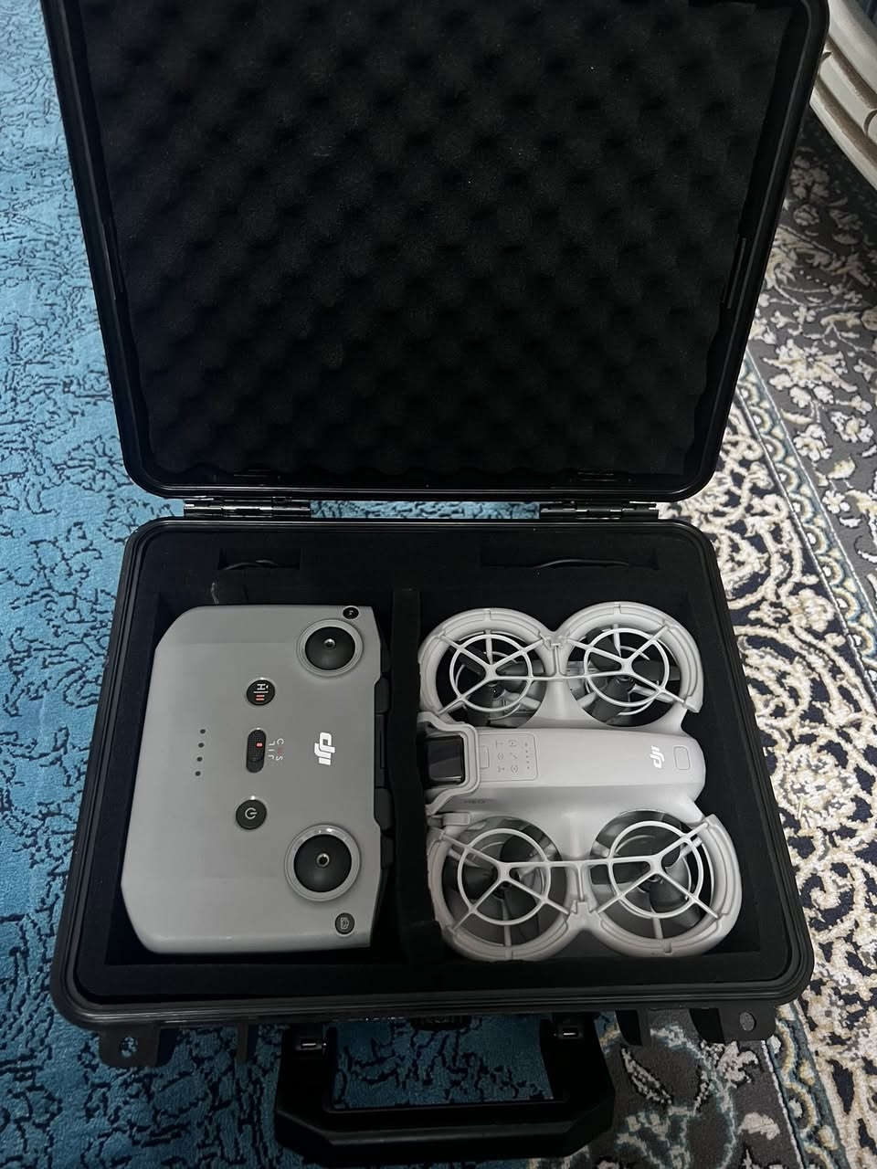 Dji neo

طايره ٥١ دقيقة فقط شخط مابيها وكلش معتني بيها
٣ بطاريات مع شاحن بطاريات 
درع حماية كمبل 
درع حماية جوانب ربر
كونترول 
ليد طيران ليلي 
جنطه 
٦٠٠ الف قفل مابيها مجال ولا حبة متعجبك اعبر المنشور مكلفتني فوك ٧٠٠ هي وغراضها 

بغداد غير متواجد على ماسنجر
*********** 
متوفر واتساب
