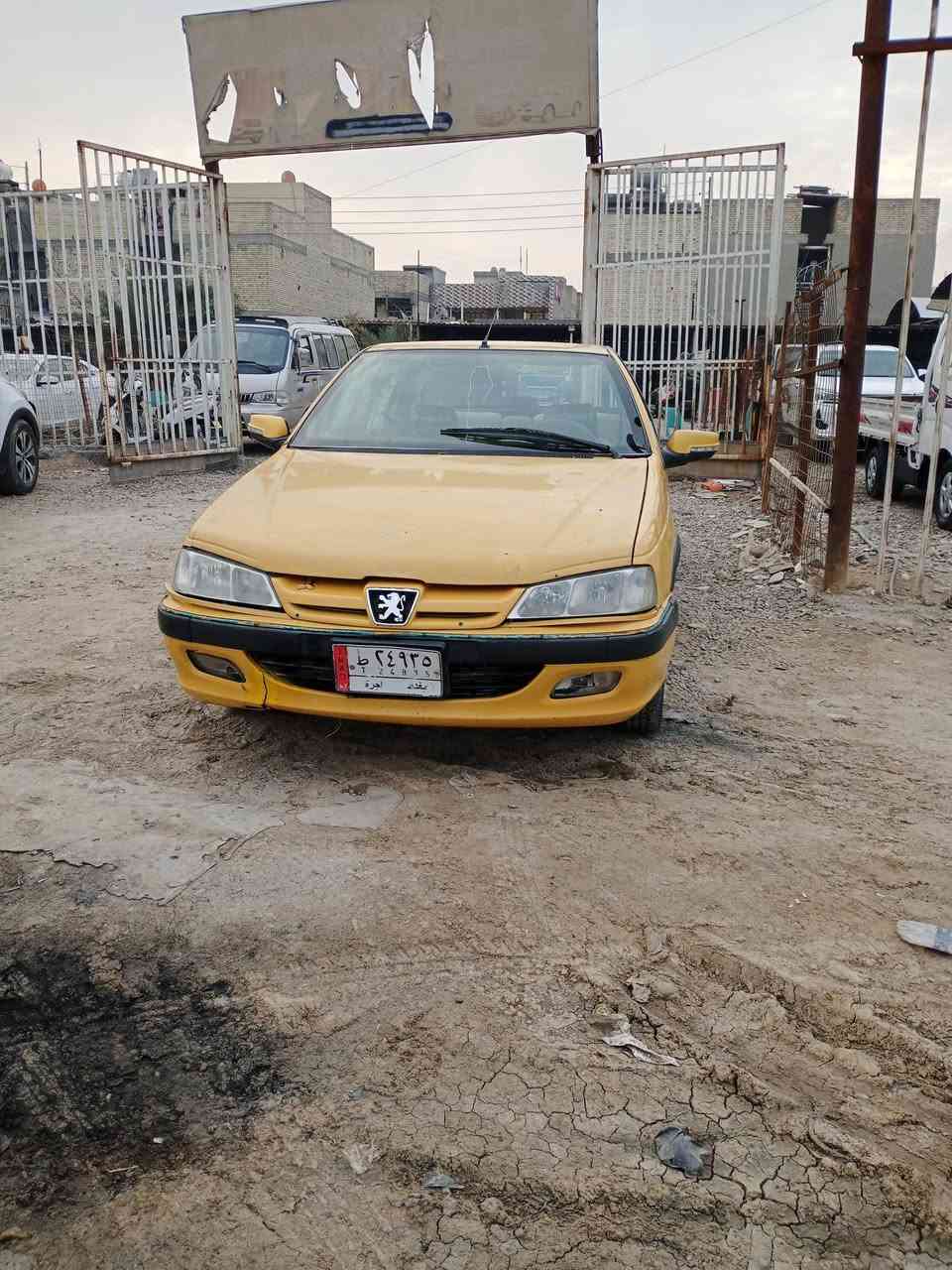 سلام عليكم بيجو بارص مديل 2010سياره خير من الله كير ومكينه وتبريد ثلج صدر جديد تخم تاير جديد دوشمه جديد سياره مكفوله من ضربه القويه سنويه لل 27مصفره هيه وقرامات مكان سياره بغداد معامل باويه مراوس حسب القناعه السعر 28وبيها مجال اتصال ***********
