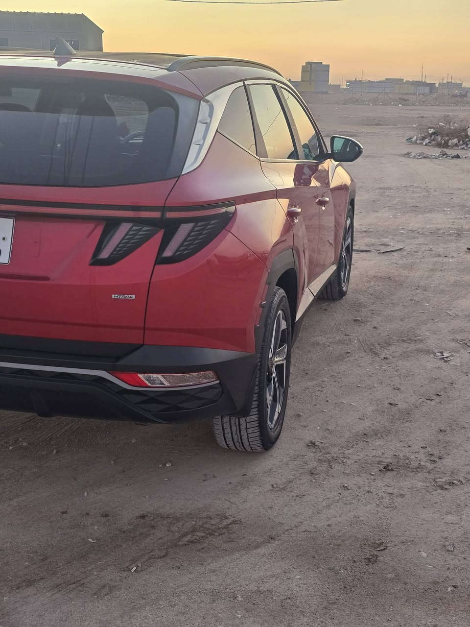 سلام عليكم. توكسان. مديل. 22 ماشه 36الف. بعده زيروه. لسياره. بيه. صبغ 3قطع. صبغ بيهن بارد. او صبغتهن. لسياره خير من لله. جديده. فول  موصفات. عداد لكتروني  فتحه. بصمه. شاشه. كرسي كهربائي. تحكمات.  صندوك. كهربلاء  خير من لله لسياره.   سعره. 195  او بيه مجال. حك لجيه. *********** بي وتساب.  لسياره. رقم نكليزي. اربيل.
