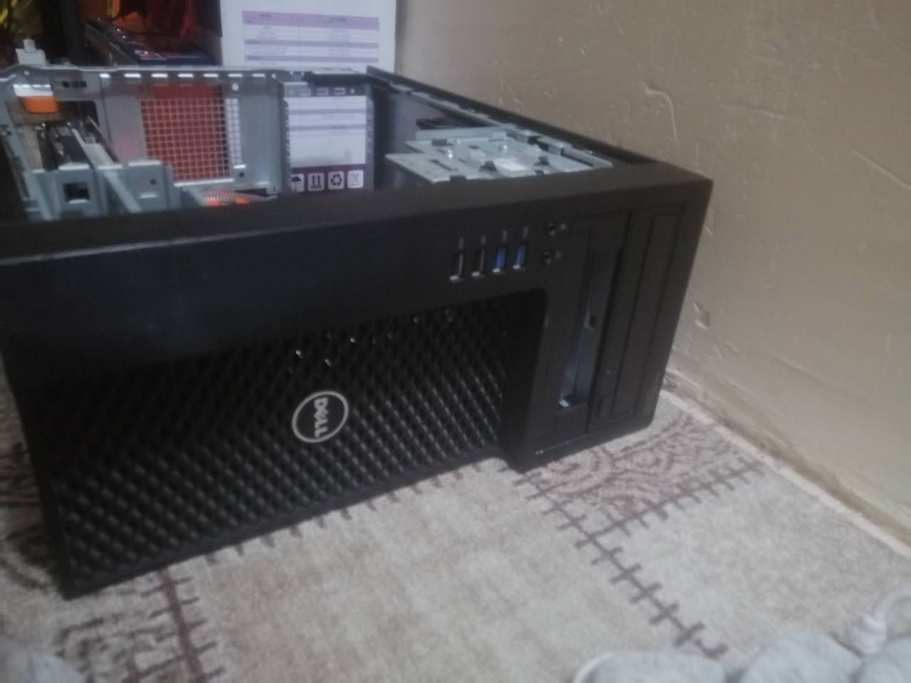 السلام عليكم شباب عندي هاي تجميعة اريد اراوسها بكارت شاشة قوي شعندك كارت شاشة قوي نزل 
مواصفات التجميعة
كارت شاشة gtx 1650
رام ddr4 8G 
هارد M.2 128G
مذربورد زيون X99
معالج زيون رقمةE5-2680V3 يجي ب 12 نواة و 24 مسار و 33 ميكاكاش 
وانطيك الكيس وياها تجميعة نظيفة وجديدة بس كارت قمستعمل بس شدلها بور سبلاي وتونس


**إذا كنت صاحب هذا الإعلان وتريد حذفه لأي سبب، رجاءا أرسل رسالة إلى الدعم الفني**