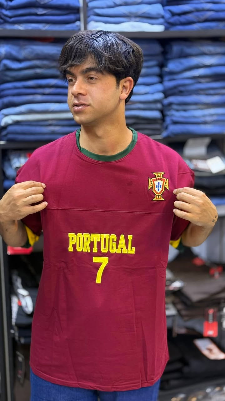 بدي هاف تركي منتخبات اسود والوان قالب كبير
قياسات s m L xl xxl  الخامه درجه اولى السعر ١٠ الاف 

توصيل جميع المحافظات واذا فوك ل٢٠ قطعه توصيل مجاني 

للتواصل *********** واتساب
