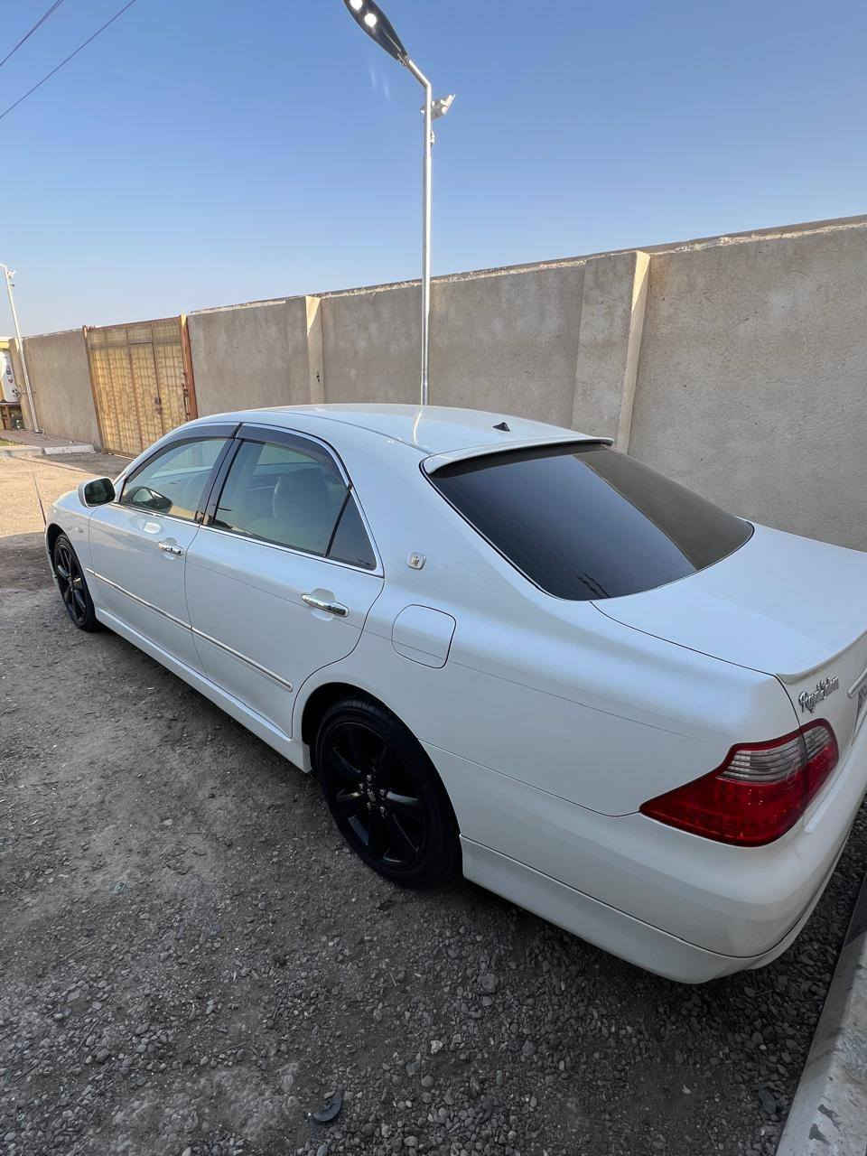 ‏سلام عليكم كراون شاهينه دخول جديد بريحت شركه موديل 2006  شاصي 80 بصمه رصاصي رقم بصره B  سنويه 31 تحويل نفس يوم مكفولة كص+نقل+ضربه+صبغ+بارد+تبديل شرط كفاله عراق +يابان  مواصفات 3 دكم ويل 18 مال حاويه جديد محرك وكير حداديه جدد برغي ما مفتوح بيه مكان سياره بصره بيع فقط سعر 168 وبيه مجال شراي اتصل ***********
