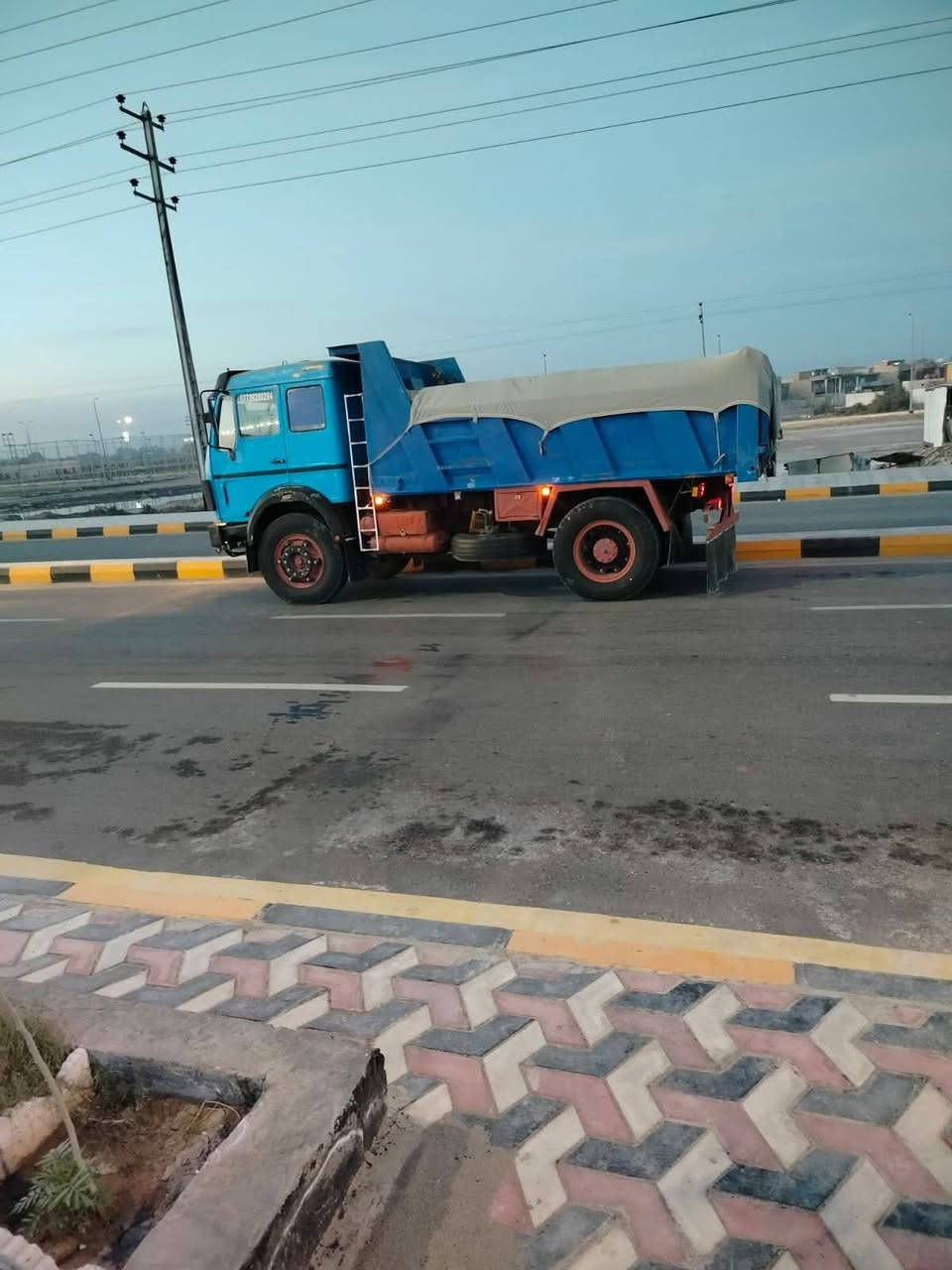 س
سلام عليكم البي 82

جي اف  محرك28محسن

كير25 شاصي مكفول باج بطن

رقم انكليزي بسمي سنويه جديده
بصره قرنه
تخم تاير 150$

***********
