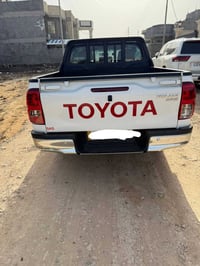 هايلوكس ناصي اوتوماتيك • ٢٠٢٢ • ١٠٠ الف