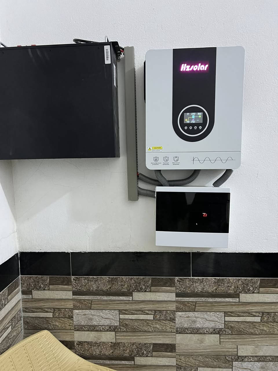 الحمدلله🤲    في بلدروز (عتبه) 
تم تنصب(2) طاقه شمسية من شركة HZ

6 امبير نهاري 🌝4امبير ليلي🌚

الانفيرتر 4.2KW ضمان 2سنوات

البطارية 3KW ضمان 5 سنوات
?"!
يوجد لدينا منظومات طاقة شمسية من نوع شركة HZ
العالمية
بنظام النقدي
بنظام التقسيط
بكل الاحجام من 2 امبير فما فوق بطارية ضمان 5 سنوات جهاز انفيرتر ضمان 2 سنوات
الواح ضمان 10سنوات 

***********
