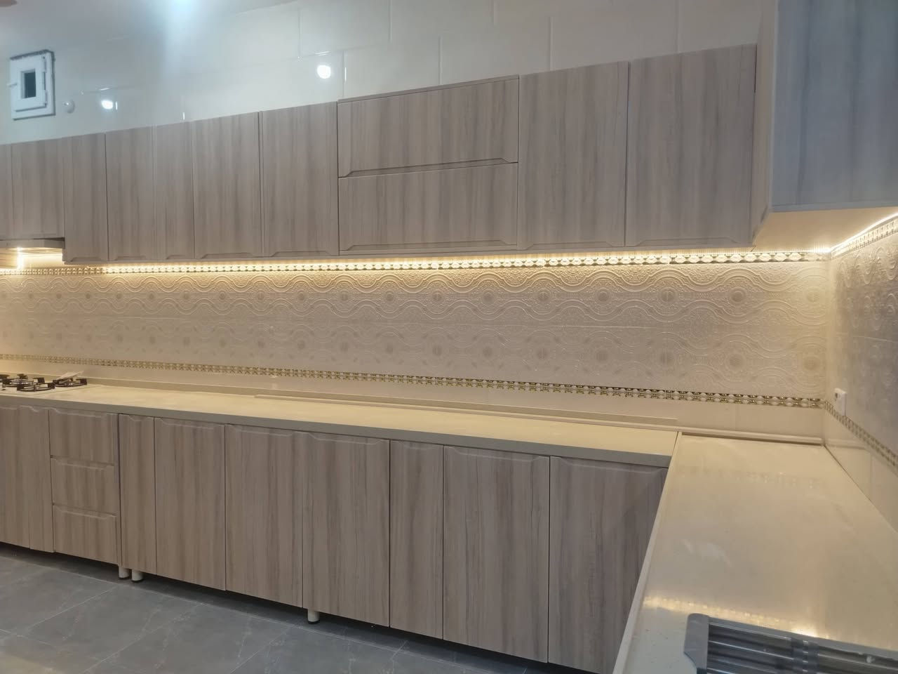 بفضل الله وبحمده تم تثبيت كاونتر  احد زبئائننا في ناحية الفرات  نتمنا ينال اعجابكم  الاستفسار على الرقم التالي ***********
