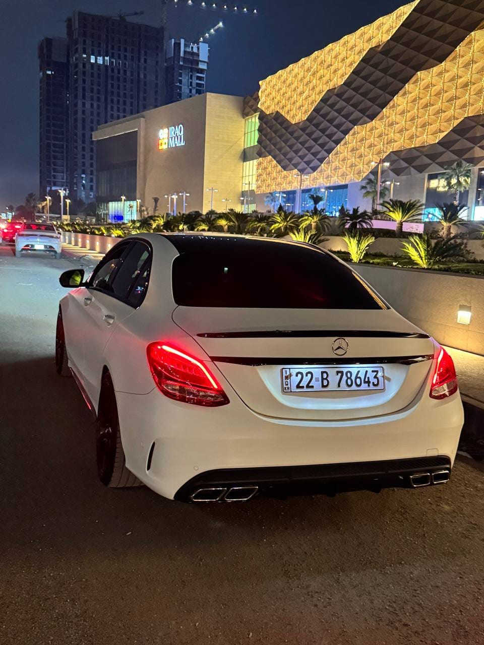 Mercedes-Benz C300 – American Specs 🇩🇪
الموديل : [ 2017 ]
المحرك : [ I4 / 2.0 - Turbo ] ⚡️
الگير : [ أوتوماتيك ] 
الممشى : [ 70 الف ميل ]
اللون : [ أبيض - صدفي ] ⚪️
الحالة : [ السيـارة وارد أمريكا ضررهـا البنيد فقط ! ]

[ السعـر .. $21,500 قابـل للتفـاوض ✅ ] 

[ الـــــمـــواصــفـــــات ]

- السيـااارة فووول أعلـى مواصفـات للأخير 1 / 1 

الموقع : [ بغـداد / حي العـدل ] 📍

للتواصل واتس اب او اتصال : [ *********** ]

#mercdes #benz #c300 #amg #yasser_erbil
