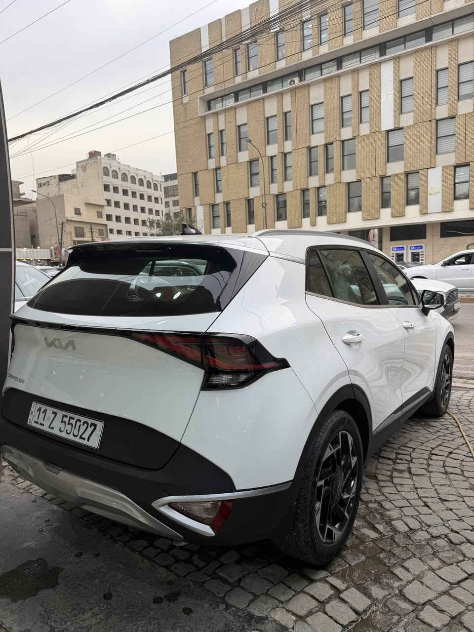 كيا سبورتج خليجي ضمان
موديل 2025 
ماشيه 11  
السياره فول مواصفات عدا البنوراما 
كشنات كهرباء
صندوق كهرباء 
كشنات تدفئه 
ستيرن تدفئه
شفتات ستيرن 
باقي مواصفات معروفه 
ملاحضاتهه موضحه بالصور رصعه وشخط 
باقي السياره جديد 
دهن فلاتر بالشركه
السعر 237 وبيها مجال 
العنوان الكراده 
للاستفسار ***********
