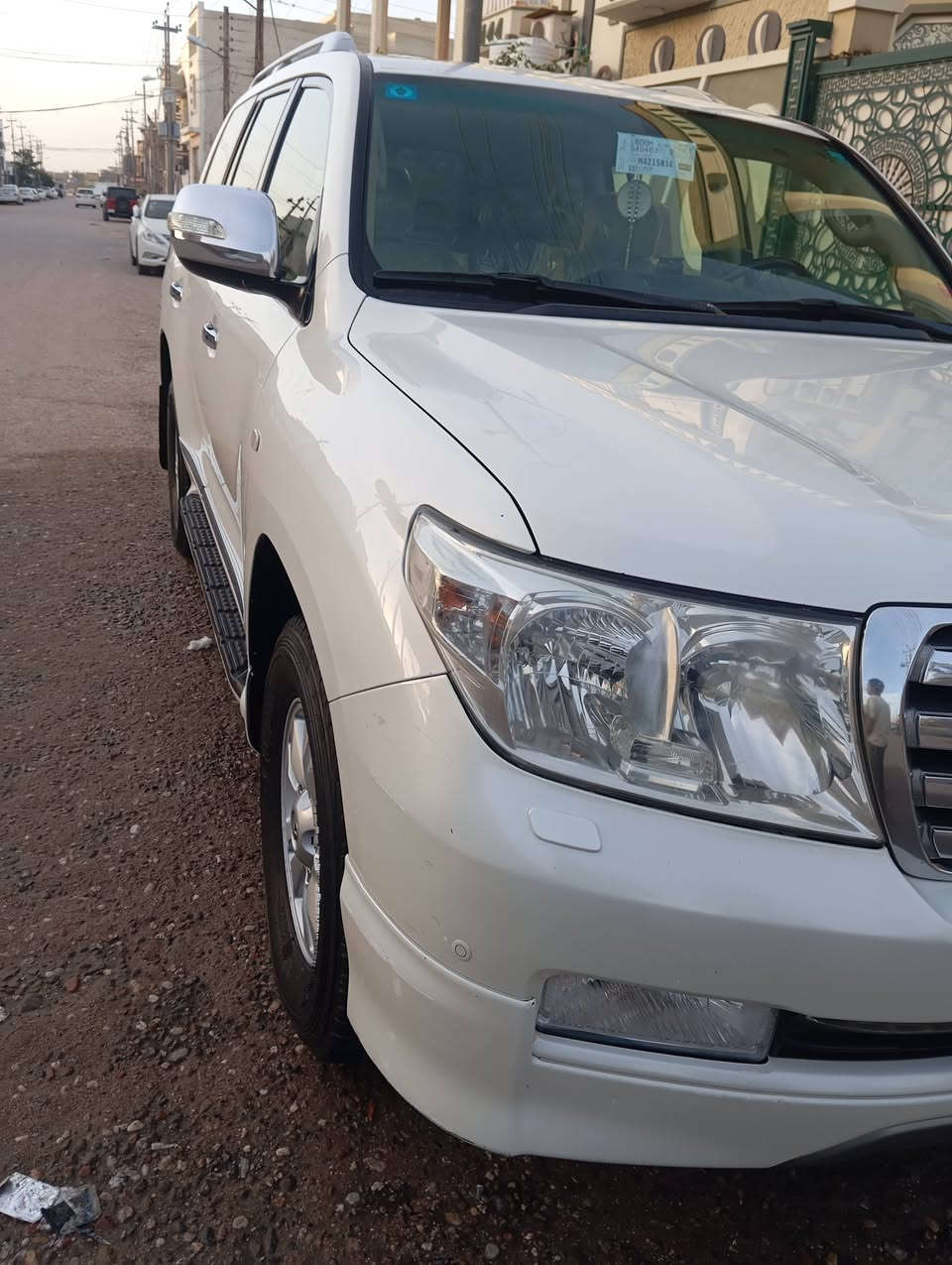 لاندكروز 2011 GXR.i وكاله ساز فول مواصفات ستينيه اصل كفاله عامه من الصبغ والتبديل والفتح والبارد والرصعه
8 ايرباك 
فتحه سقف 
6 سلندر 4000
كشنات جلد بقلاوه
كشنات كهرباء 
لايت زينون 
حساسات امامي خلفي 
شاشه كبيره 
4 جام اوتو 
زراك لايت
بصمه
ثلاجه
دشبول ليزري 
فور ويل 
اشاير بالمري 
7 راكب 
سياره جاهزه من محرك وكير وحداده وتبريد وتايرات بوضع الشركه كلها بلاديه رقم بصره سنويه جديده السعر 333 وبيها مجال لشراي 
***********
