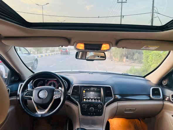 جيب موديل 2014 خليجي 
مواصفات لمتدد فول 

كشنات كهرباء 

جكات

كشنات جلد بيجي 

كشنات تدفئه 

ستيرن كهرباء 

ستيرن تدفئه 

تحكم ستيرن جهتين +

شفتات 

كير طيارة 

شاشه كبيرة + كامرة دوارة 

صندوك كهرباء 

فتحه سقف طكتين 

لد نهاري لايت زنون 

10 سماعات 

تشغيل عن بعد

ماشية 96

هزة وفحص وسنوية كله جديد 

تخم تاير جديد 

حدادية كله جديد 

السيارة جكات

رقم بغداد بسمي

السعر 265 وبيها مجال 

***********
