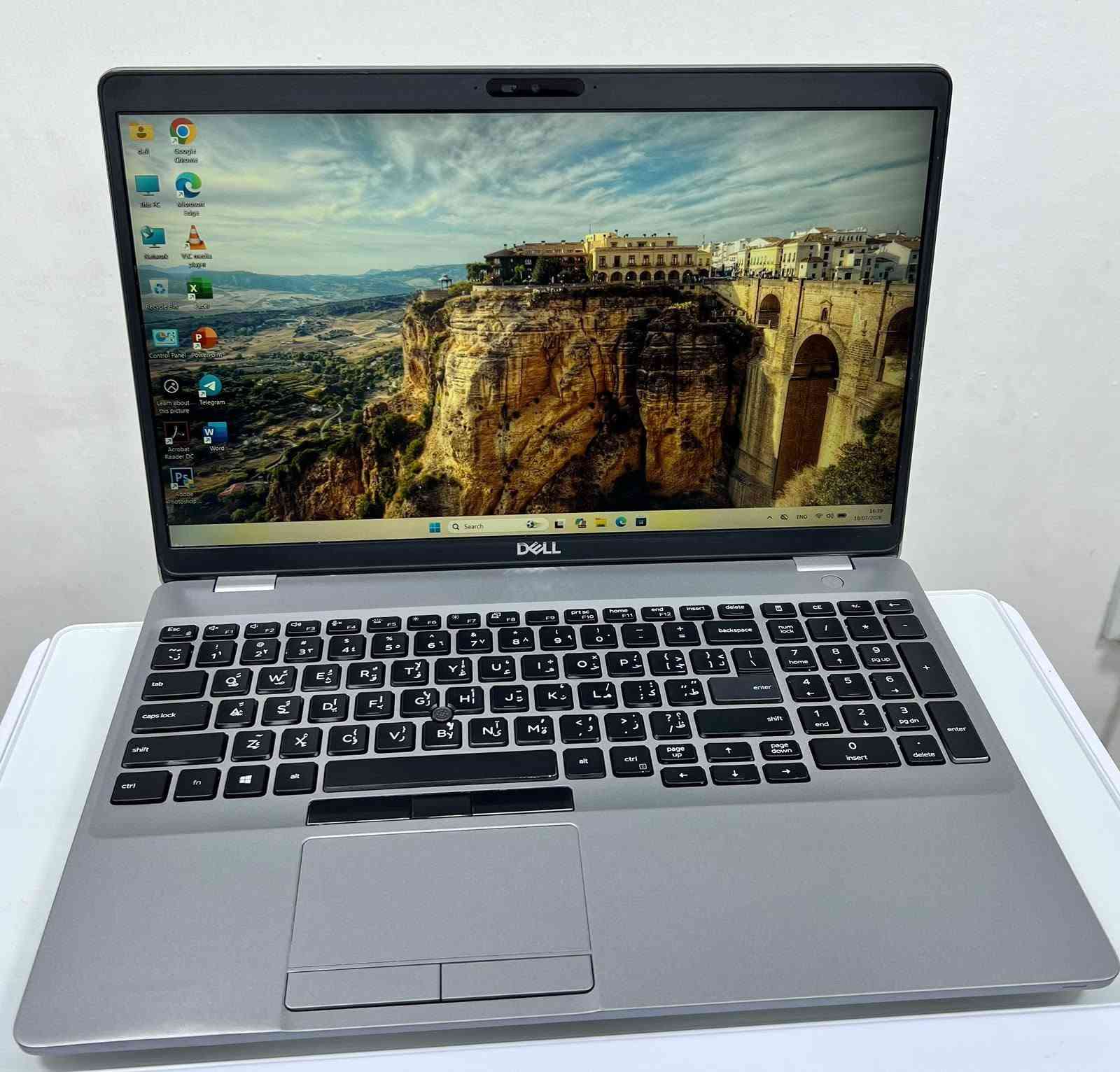 🔥 عرض خاص - لابتوب العملي والدراسة 🔥
DELL Latitude 3550

لابتوب سلم، خفيف، بطارية قوية وينفع للدوام والبرامج المكتبية والمحاسبة والامن السيبراني وغيرها 
السعر ثابت :  335 الف مع التوصيل المجاني 
المواصفات:
المعالج: Intel Core i5 - جيل 10 
الرام: 8GB DDR4 قابل للزيادة
الهارد: 256GB SSD سريع جداً
الشاشة: 15.6 انج Full HD
الكيبورد: كامل + عربي انكليزي
البطارية: ضمان ساعة فما فوق 

الضمان: 7 ايام فحص واستبدال
الهدايا: حقيبة + الشاحن الأصلي 
📦 توصيل لكل محافظات العراق
. 
للحجز راسل الصفحة او واتساب
*********** واتساب

