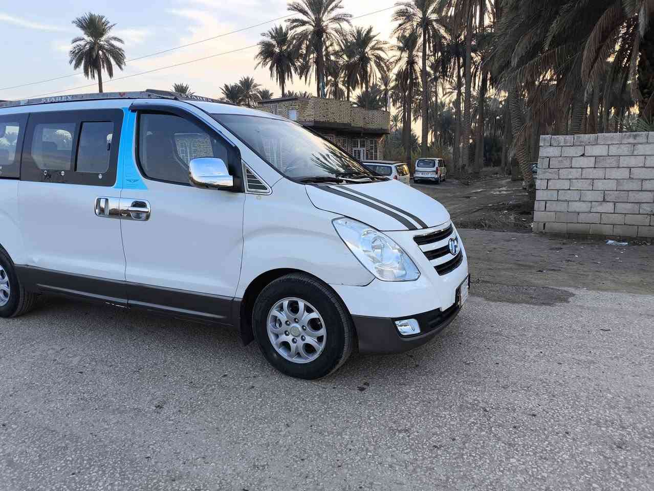 السلام عليكم ستاركس 2009 مفتوح ومحور مسكر أوتو ماتيك سياره بيها جاملغ الامامي مبدل والباقي مكفول مكينه جديده كير حداديه اكسن تخم تاير سياره مال جناي مكان السياره الديوانية السعر 143 وبيها مجال للشراي للاستفسار الاتصال على الرقم.
***********
