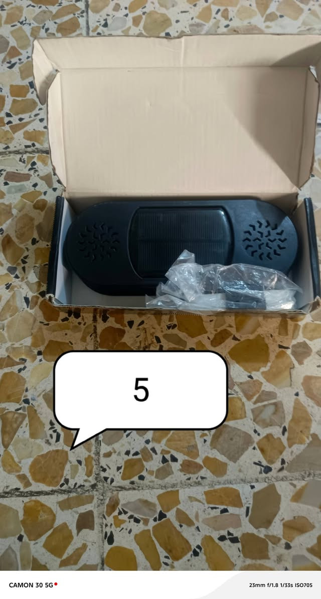 امزون بريطاني كلمن وسعره مكاني العبيدي خلف بانزين خانه ‏‪***********‬‏
