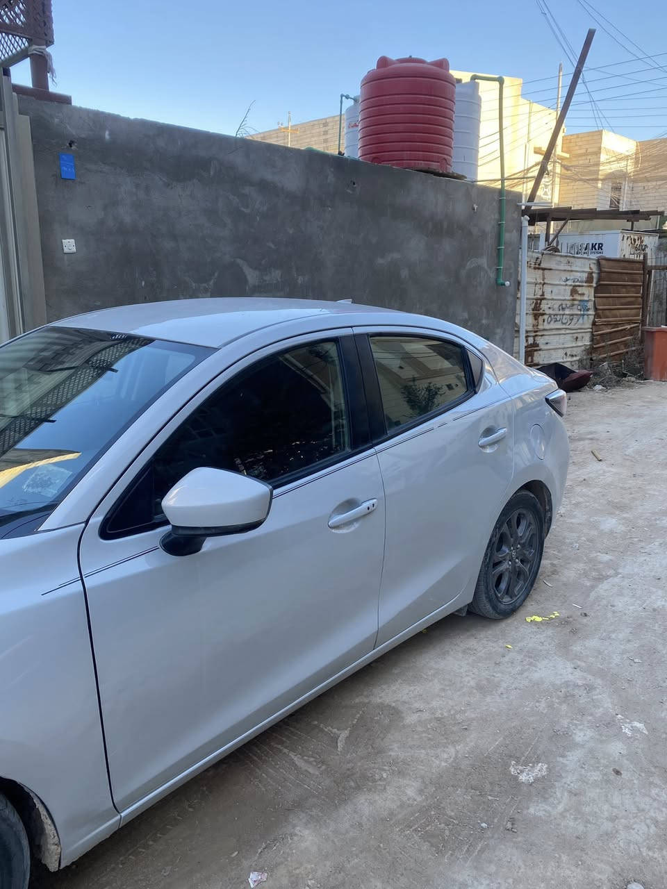 تويوتا ياريس
مديل:2019
العداد:69958mil
اللون:رصاصي غير محدد
وارد امريكي جاملغ وبنيد فقط لا شاصي ولا فخذه سياره نضيفه استخدام بيت 
السعر:110وبيه مجال للشراي 
هاتف:***********
