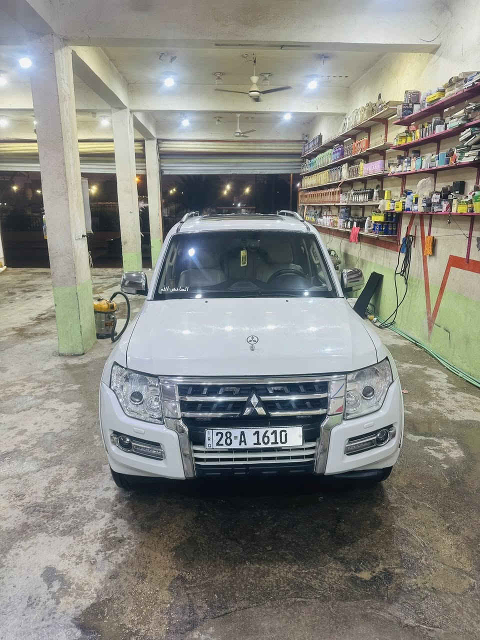 للبيع بايجيرو ٢٠١٠ فول حبتور رقم نجف دولي محدثه ٢٠١٨ بيه صبغ والسونار مرفق بالمنشور سياره نظيفه وجاهزه         مواصفات
فتحه سلايد روف 
كشنات جلد كهرباء 
دمام 
تبريد امامي خلفي منفصل +ثلاجه 
تحكم ٣جهات 
محرك ٣٥٠٠ 
السعر ١١٨وبيه مجال بسيط  فقط بيع بدون مراوس
مكان السياره النجف للاستفسار ***********
