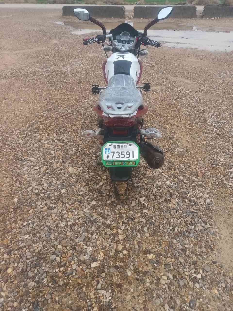 سلام عليكم هاوجي موديل 17محرك 150مكمرك ووراق كامله للمراوس   سايم بطح  نضيف


**إذا كنت صاحب هذا الإعلان وتريد حذفه لأي سبب، رجاءا أرسل رسالة إلى الدعم الفني**