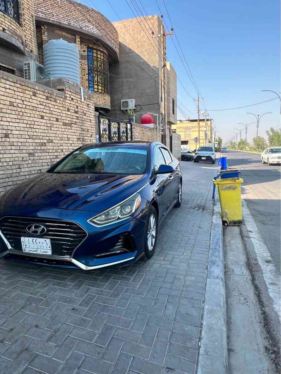 السلام عليكم هونداي سوناتا 2019 رقم بصره مشروع وطني وارد امريكي حادثه سرقه كشنات من امريكه وهنا بالعراق  بيه صبغ قطعتين بدون ضربه اثر زلغ  مكينه وكير وتبريد  مكفولات  السياره جاهزه وحلوه السعر 108ورقات 
العنوان/ بصره /ياسين خريبط 
التليفون / *********** Singapore
