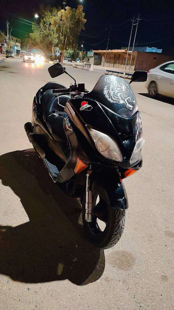 مطور فورز 8 نضف فول كلشي ما بيها الاستفسار عن هذا رقم *********** سعره 700الف
