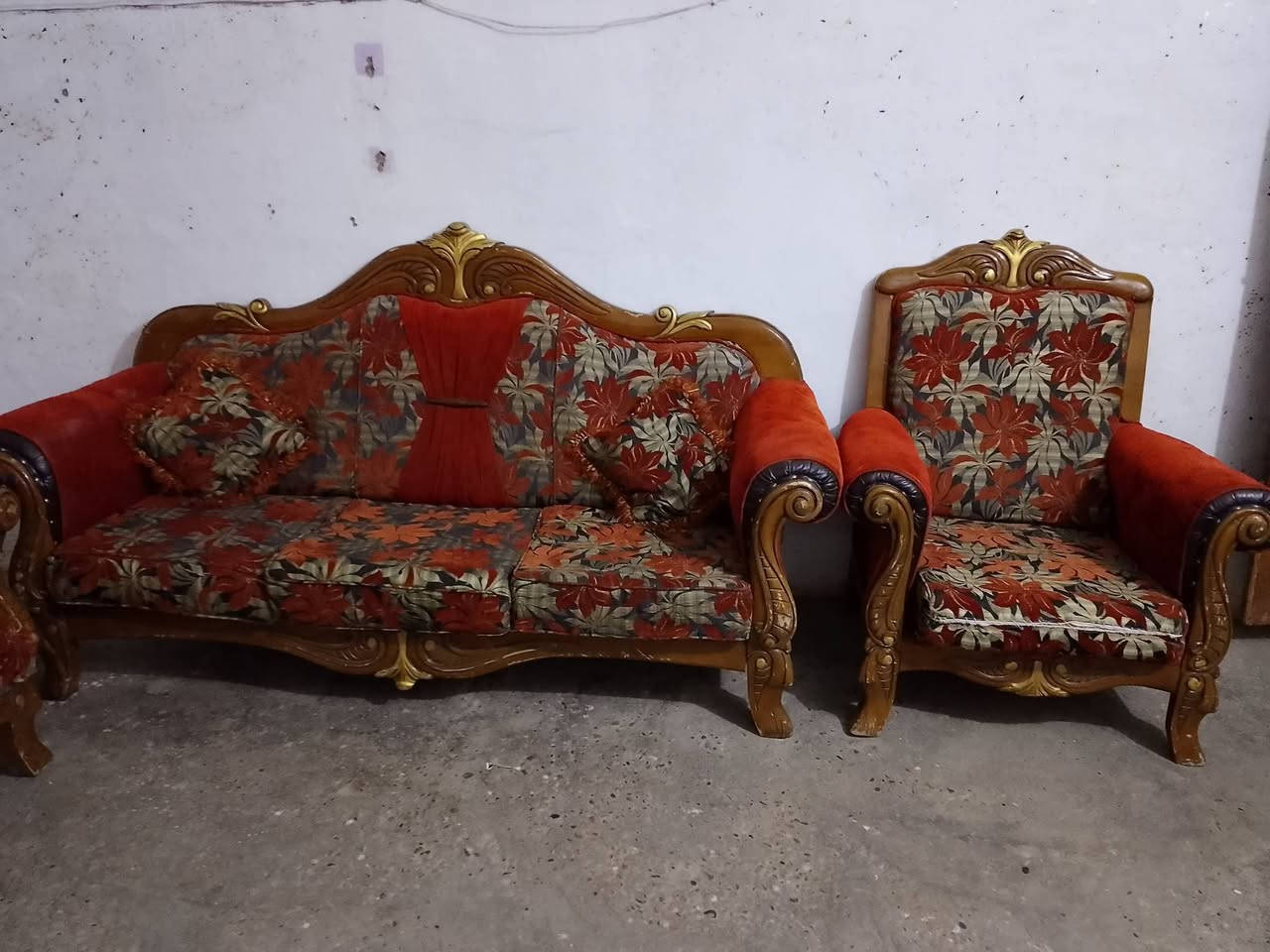 هاذ التخم للبيع مابي اي ضرر مثل ماتشوفون بالصوره السعر 200الف


**إذا كنت صاحب هذا الإعلان وتريد حذفه لأي سبب، رجاءا أرسل رسالة إلى الدعم الفني**
