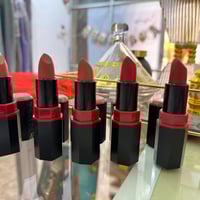 تخفيضات العيد • حمر شفايف • قطعتين