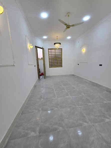 أسعد ألله أوقاتكم بكل خير 🔷
اللاستفسار📲 ***********

دار سكن للبيع بقمت روعه 🏭
المساحة 210 م
بناء حديث شقل درجه أولى👍
على شارع 10م تبليط 🛣
كافت لخدمات متوفره 

محتويات البيت ⬇️
1- كراج + حديقه
2- دوانيه
3- صاله
4- مطبخ
5- غرف منام عدد 2 
6- صحيات خارجي وداخلي

نوع العقار طابو زراعي
بأسم عراقي سند 25
الموقع راقي ⚡
البصره محوله الزهير
يبعد عن سايدين سياحي 700م

كل هاذ جمال وترتيب
بسعر 125 وبي مجال لشراي
اللاستفسار 📲 ***********
