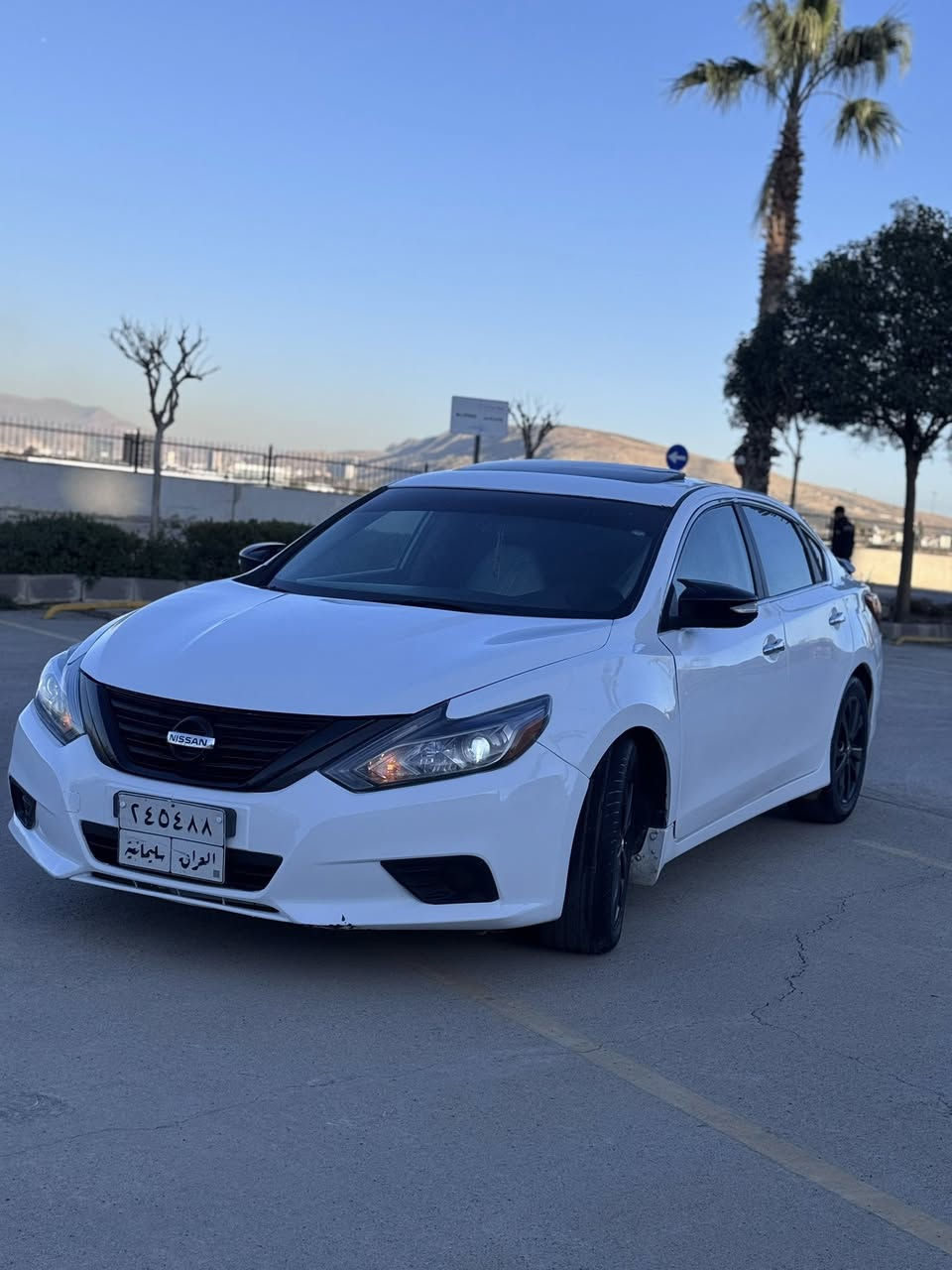نيسان التما SL 2016 فول سلايت شاشه جبير 
السعر.         (91وعليها 5 ورقات غراما)
رادار بل مري ونقطه عمياء 
ستير هيتر
كشتات كهرب و هيتر 
إشاير بل مري 
سماعات بوس 
منضومه زينون كامل. 
بصمه تشغيل عن بعد 
بصمه ابواب 
بصمه صندوق 
قطعتين تبريد
تبريد وتتفى بشرط
طخم تاير جديد+طخم جديد + باتري جديد 
محرك وكير شرط 
السياره مكلوب شرط بدون دواخل بدون ايرباك مصبوغ عام 
السياره مابيها اي مصرف 
*********** عنوان السياره دهوك
