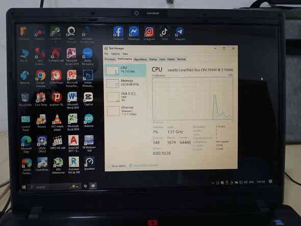 السلام عليكم....
 
للبيع – لابتوب من شركة Olivettl بمواصفات جيدة 
      نظافة 100%

(شرط الفحص قبل المغادرة .. مع ضمان اسبوع )

      (( السعر 85 الف و بي مجال للشراي ))

                 (((( ما عندي توصيل ))))

                    (( متواجد بكل وقت ))
 
الموصفات /  الابتوب من الجيل السادس

المديل : Olivettl
 الحجم : 15 

 المعالج: Intel Core  Duo T 6500
بسرعة تصل إلى 3.10GHz

الذاكرة التخزينية : 500GB HDD

 الذاكرة العشوائية (RAM): 4GB

يحتوي على wi fi 2.4G /5G
يحتوي على كيبورد لوحي عربي / انكليزي 

 نظام التشغيل: Windows 10 Pro – إصدار 25H2
 نوع النظام: 64-بت، مع معالج x64    
  
 كرت الشاشة: Intel HD Graphics 2GB

 عدد الأنوية: 4 نواة فعلية / 4 مسارات – مع دعم كامل للـ Virtualization 

 ( يحتوي على بطارية تعمل نصف ساعة ) 

 جاهز للاستخدام، مناسب للدراسة، و التصفح 
و العمل المكتبي و الهندسي و المونتاج 
مع مكانية تشغيل العاب الخفيفة و المتوسطة

ملحقات الابتوب /
الشاحن الاصلي من شركة Olivettl
الموس سلكي 
حقيبة 

 مكاني محافظة البصرة  منطقة الحيانية 
للتواصل والاستفسار اتصل على ***********

 (( السعر: 85 الف وبي مجال للشراي )) البصرة
