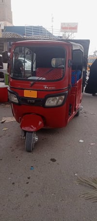 تكتك للبيع موديل 18  رقم وسنويه ذي قار (تحويل ثاني يوم)  محرك خير من ا...