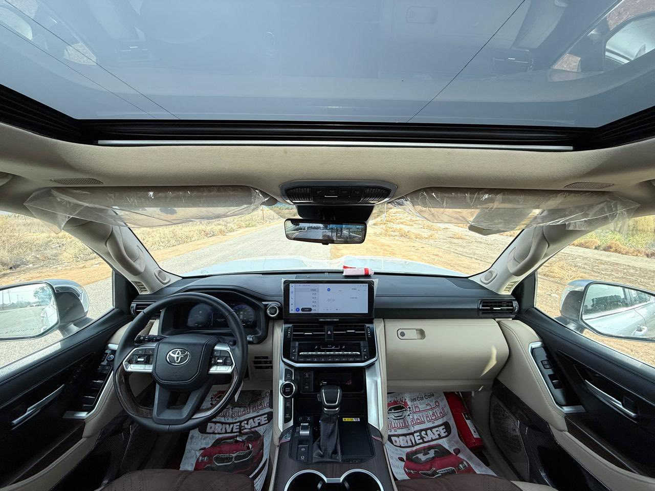 لاندكروز 2025 VX limited S
محرك 4000 تنفس طبيعي ماشيه 10 الف كيلو 
وكاله ساز 
رقم بغداد 
فول الفول اعلى مواصفات ال vx 
بيبان شفط 
شاشات تطبيق 
خمس كامرات 
جلد 
خزن وضعيات كشن السائق 
رادار تحديد مسار 
اعلى فئه بالاندكروز 
مغلفه BBF بالكامل ضمان 10 سنوات 
والسياره شامله الضمان وكاله ساز 
مكانها بالحله ***********
كفاله عامه السياره بحاله الوكاله
