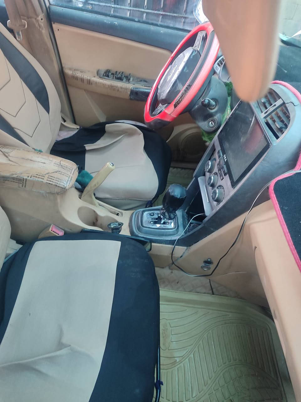 تيكو موديل2013
رقم انكليزي ذي قار
محرك1800
كير كهربائي
مكاني ديوانيه
بيه ضربه مصلحه ومصبوغه
محرك بيه دخان اسود بسبب حساس صالنصه
لسعر42وبيه مجال
***********
