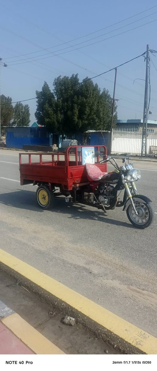 سلام عليكم ستوته البيع موديل 2010كله تعمير جديد مكينه 24بيهه كلك كلك مكفوله عن سرقه مكاتبه مال شارع بيع مستعجل سعر 850بيه مجال الشراي مكان نجف عمود 134رقم تليفون ***********
