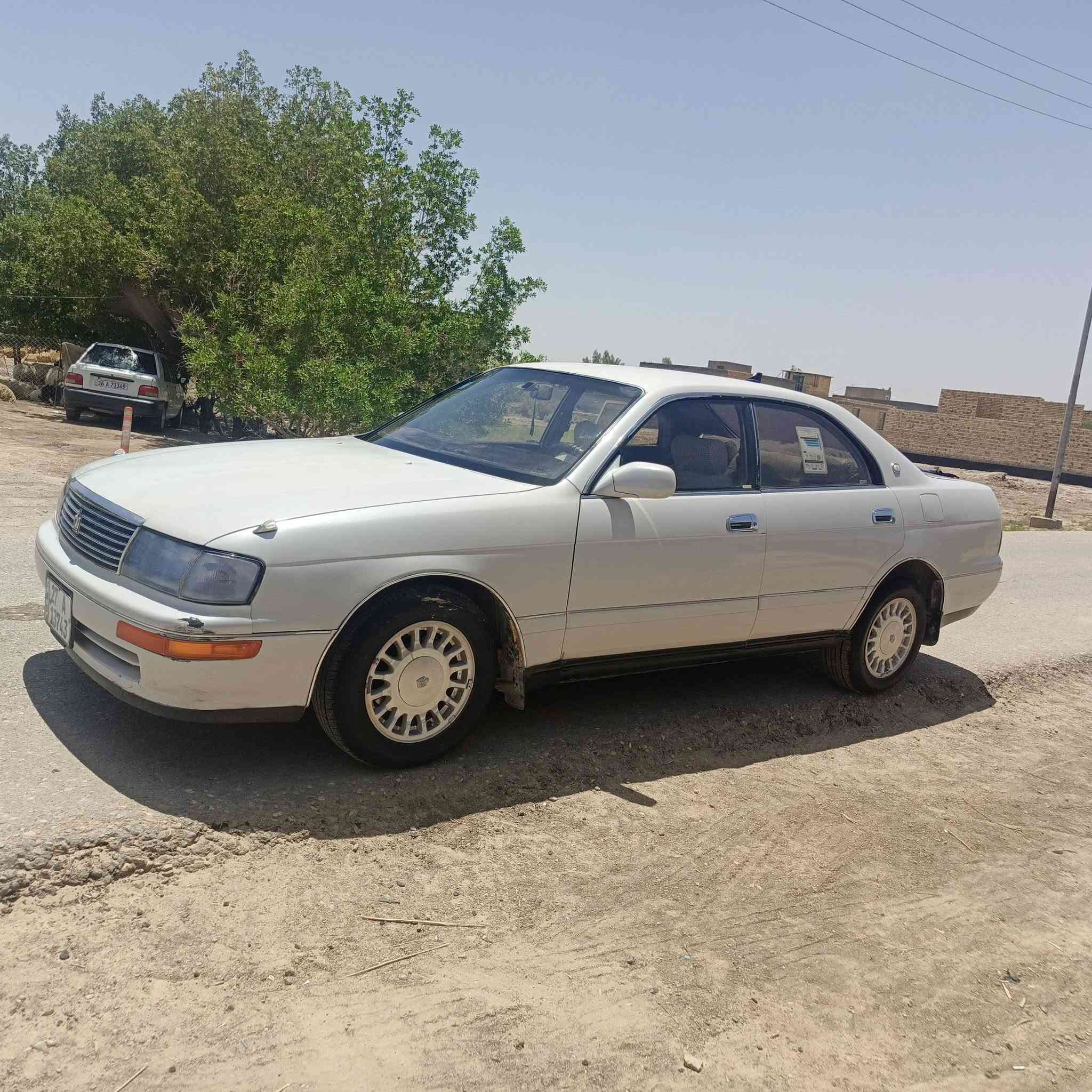 سلام عليكم كراون موديل 91 جاهزه من كلشي بسمي سنويه ٢٨ مهزوزه ب٢٦ مكينه وكير وتبريد خير من الله للاستفسار الاتصال ***********
