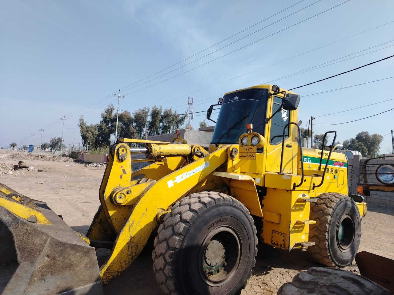 شفل zA كاوسكي حجم 80 رقم دهوك عله وضع شركه مكان بغداد الاتصال على الرقم ***********،، ***********
