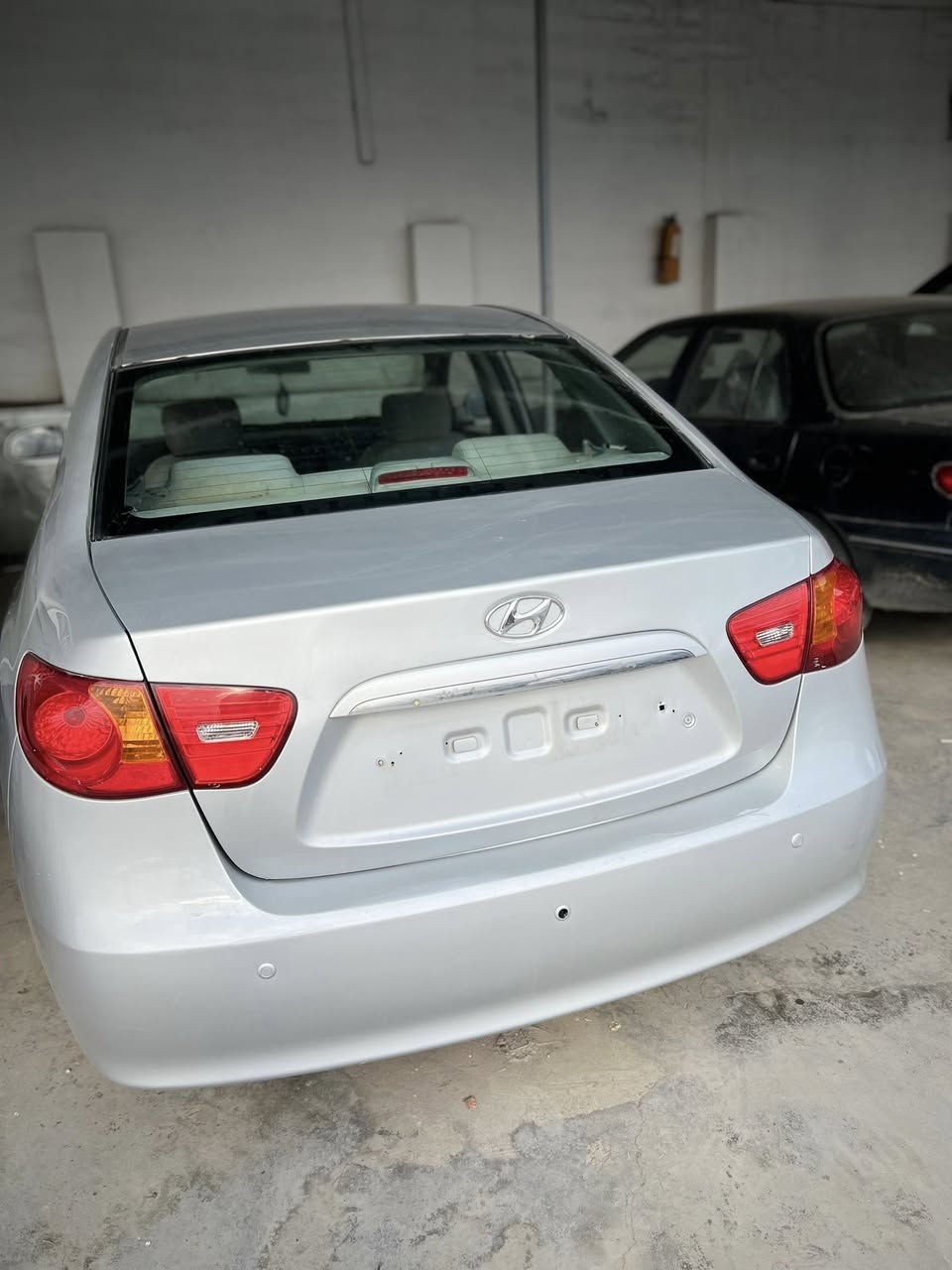 ئاڤانتی 2009 براوە گێرومەلینەی بەشەرت 4تایەی لۆکی لەسرە مالەکە خاوێنە   کۆدی ئاسایشی بۆکراوە.  ***********
