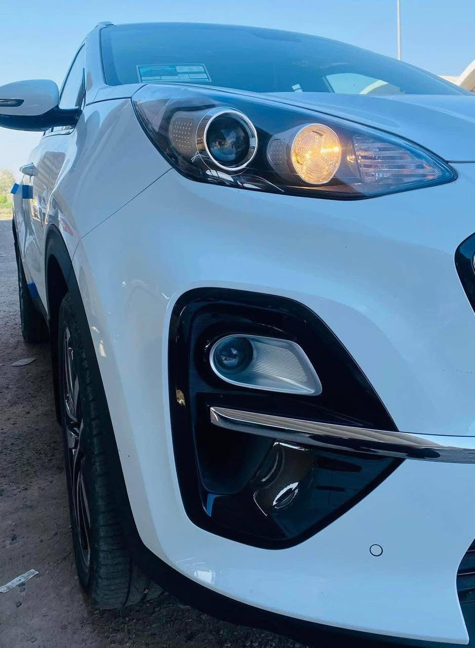 كيا سبورتج خليجية استلام الشركة الدولية
موديل 2020 

مواصفات

مري شفط 

اشاير مري 

حساس امامي خلفي 

كشنات مخمل اطراف جلد 

داخل لونين 

شاشة بلادية 

كامرة دوراة بلادية 

تبريد قطعتين 

لايت امامي متحرك 

اريل انڤكيشن 

ثلاث انظمة قيادة 

وبعد بيه مواصفات 

ماشية 90كم

مكفولة كفالة عامه

مكاني بغداد ***********

السعر 175قفل مستعجل عل بيه
