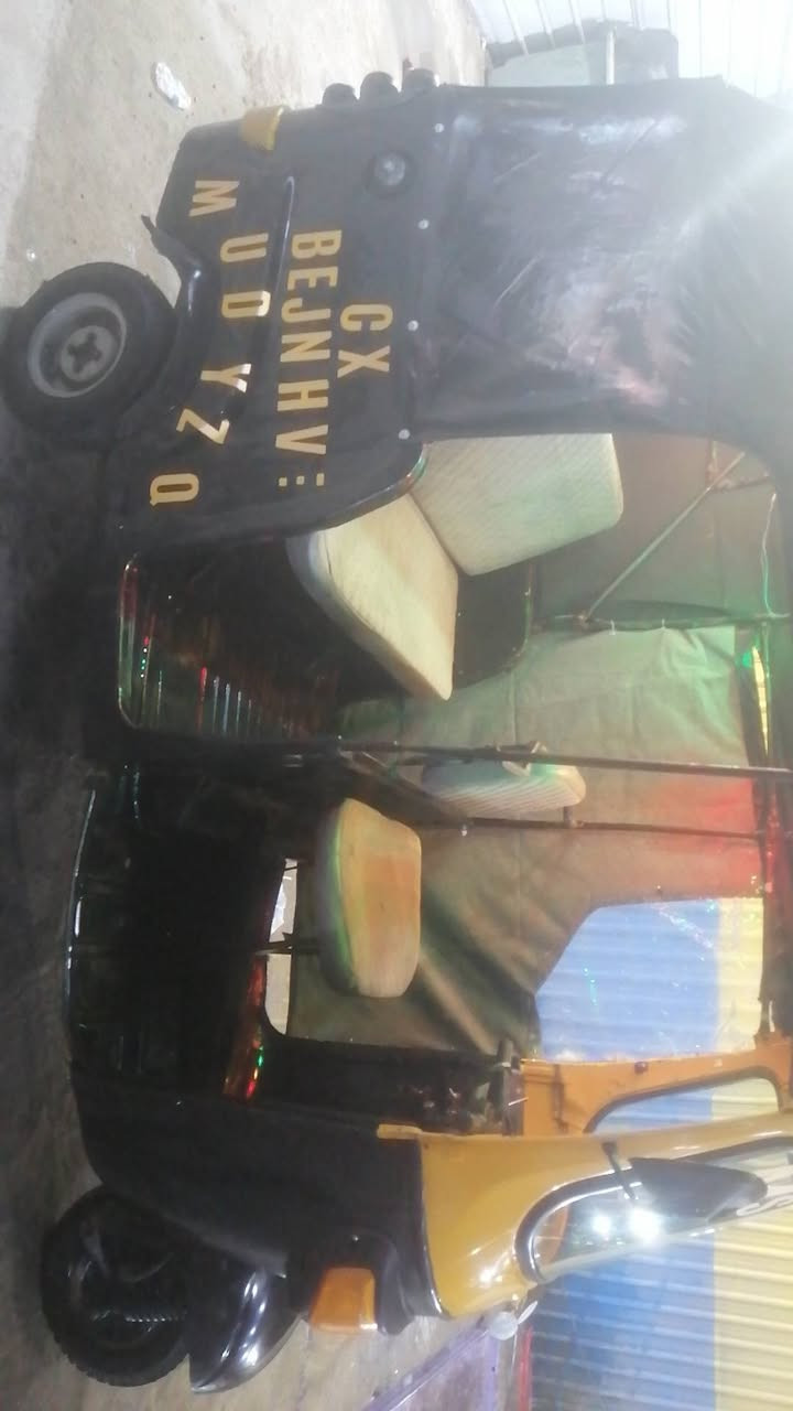 السلام عليكم
تكتك بياجو موديل ١٨ أوراق أوراق لاطخه ولا خياس بيهه شلعه تخبل منك للشارع السعر مليونين بيهه مجال حك الجيه مكاني بغداد البياع /////موجود عل فيس بس بليلل
*********** وات ساب
