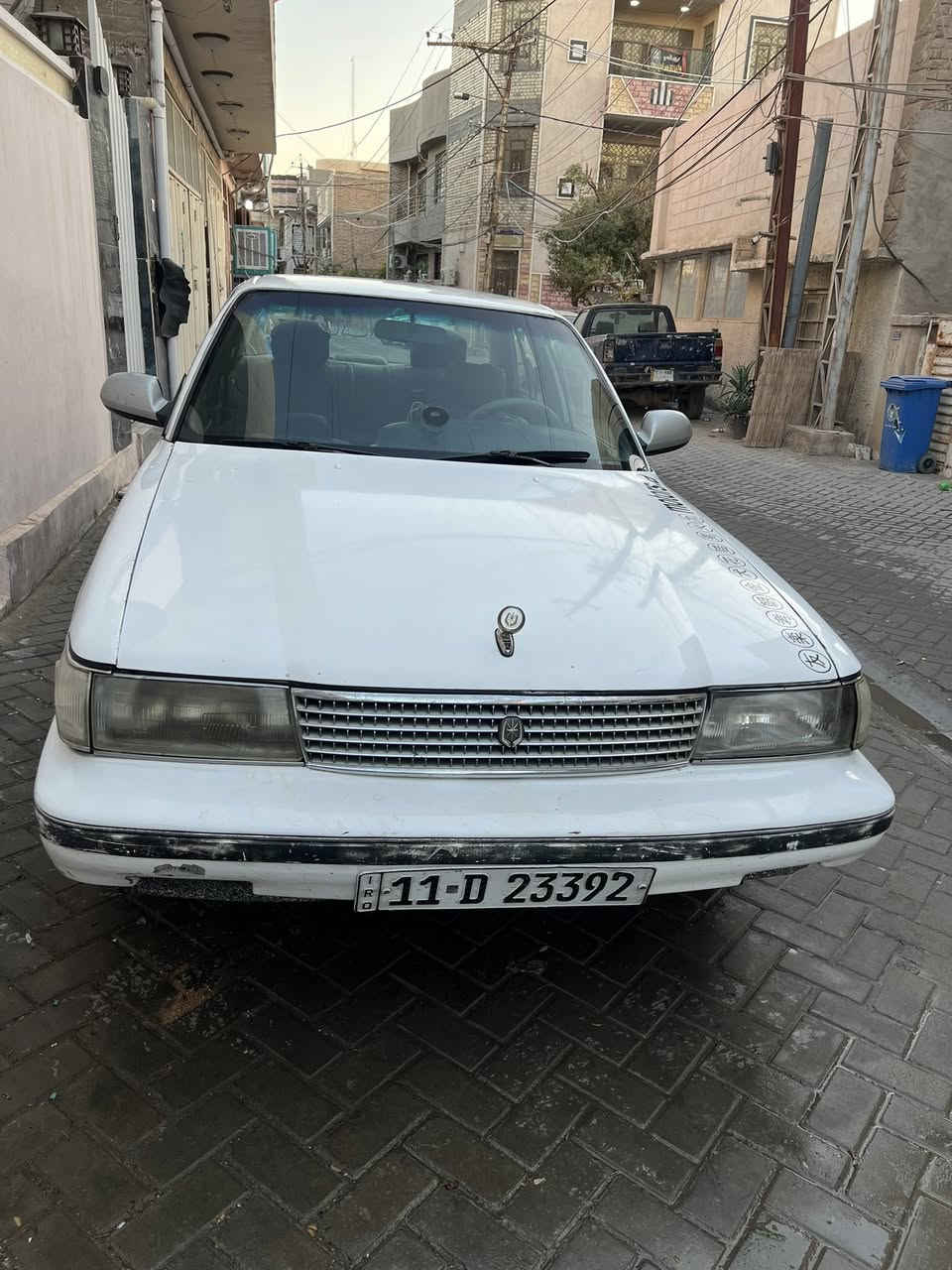 السلام عليكم. كروسيدى موديل 1989  مصبوغة عام  محرك ونجي. 2000 /6سلندر تبريد شغال  كير ومحرك خير من الله نضيف كلشش جديد شادة.   السعر 45 او مراوس  بيجو بيضة صفرة اي شي  رقمي ***********.
