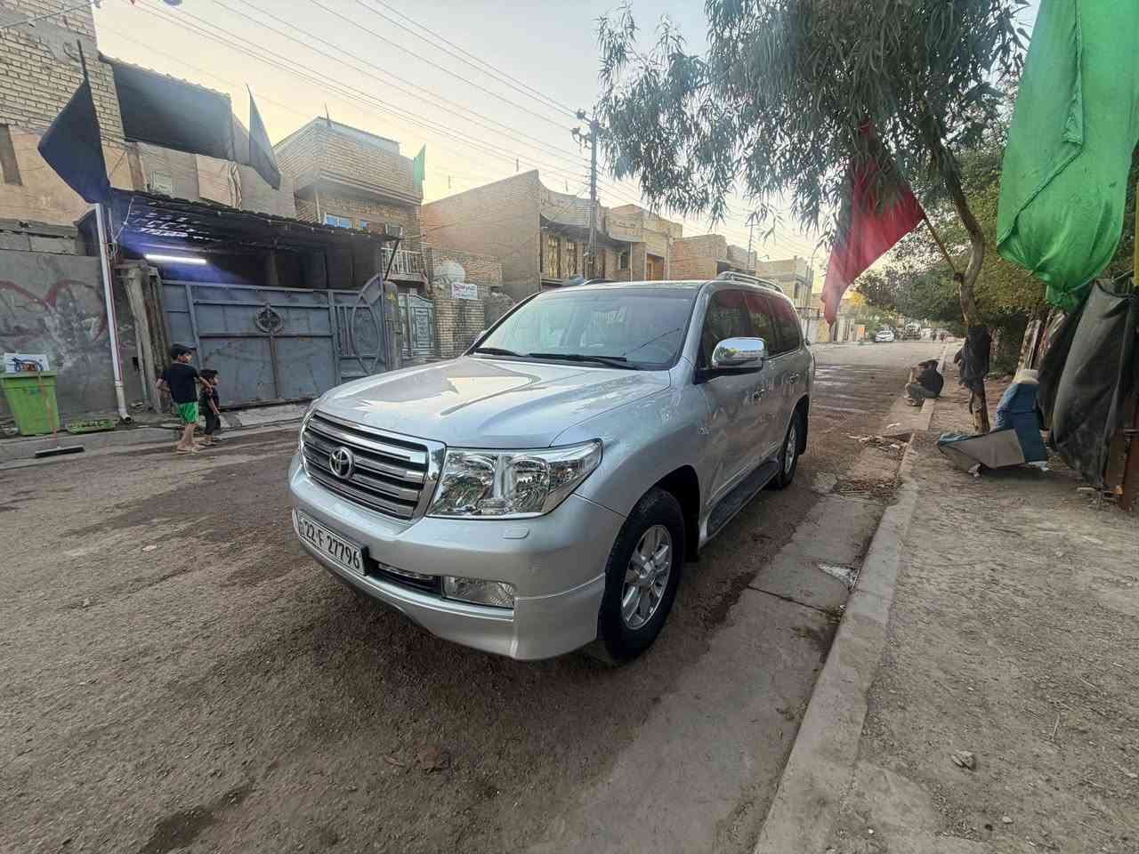 لاندكروز مديل ٢٠١١رقم أربيل ماشه١٠٠بلادي سياره ستبنيه سياره كفاله عامه من دعاميه لدعاميه سياره فول لمتدد كشن بقلاوه سعر خاص ***********
