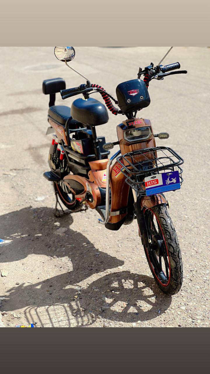 سلام عليكم  احبتي خير الكلام ماقل ودل  الله شاهد لا اعرف بيهن ولا الي علاقه بيهن ولد اطلبه فلوس ودزلي دراجه بدالهن  الدراجه ع وضع الشركه الي يحب يقتنيها دراجه بطاريتها  تعبانه حسب ما فهمت الي يحب   يتصل ع الرقم او ع الواتس  اب  ***********  متواجد ع طول مكان الدراجه البسمايا
