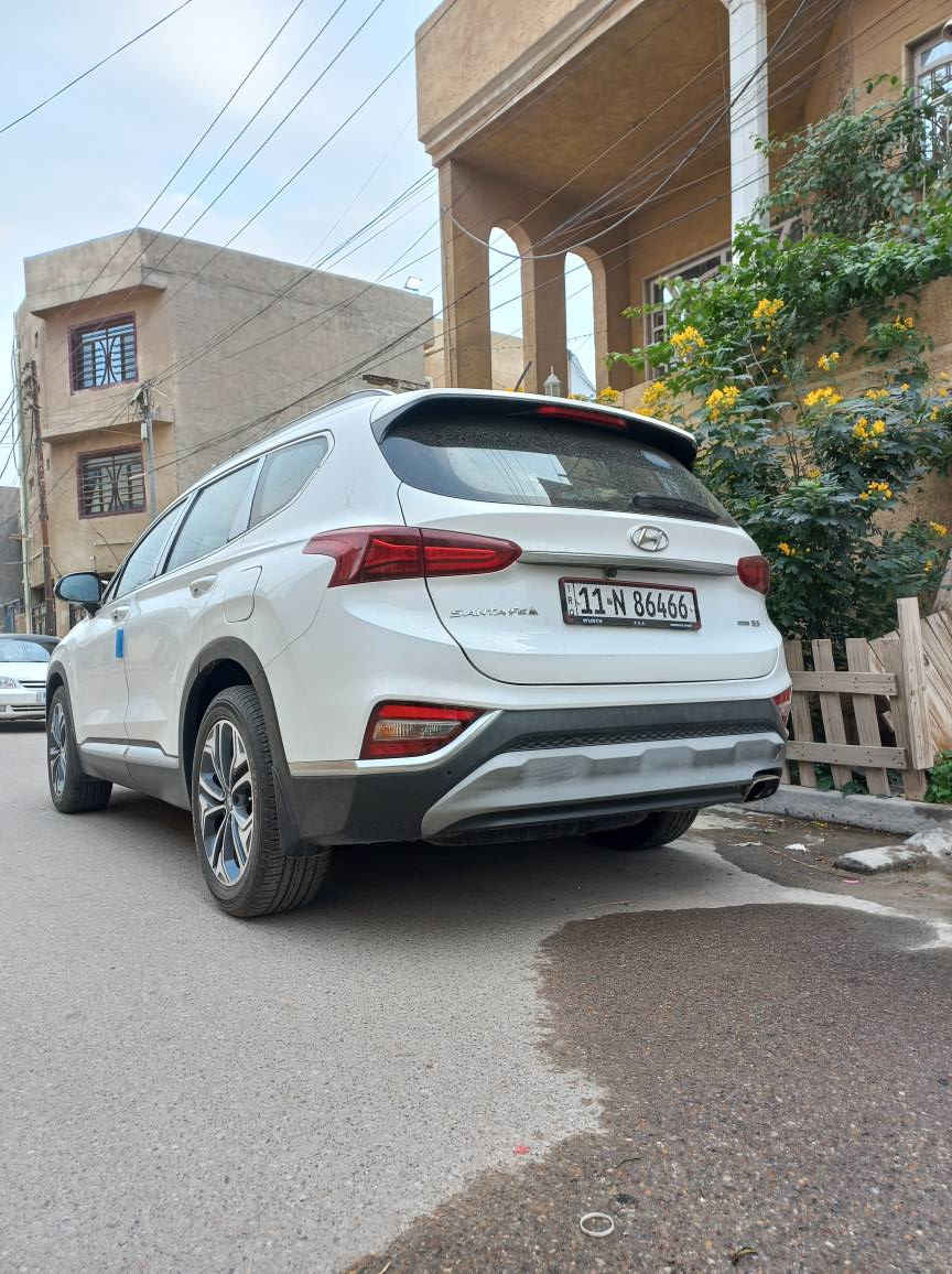 السلام عليكم سنتافي خليجي  موديل ٢٠١٩ محرك ٦ سلندر ٧ راكب للبيع ماشية ١١٨ الف السعر ٢٣٠  وباقي التفاصيل داخل الصور المكان شهداء السيدية رقم تلفون ***********/ *********** بغداد, العراق
