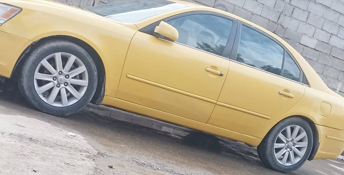 سوناتا 2009،. وارد امريكي 6 سلندر محرك 3•3 رقم بغداد بأسم البائع تحويل مباشرة. السعر خاص مكاني بغداد... رقم الهاتف. ***********
