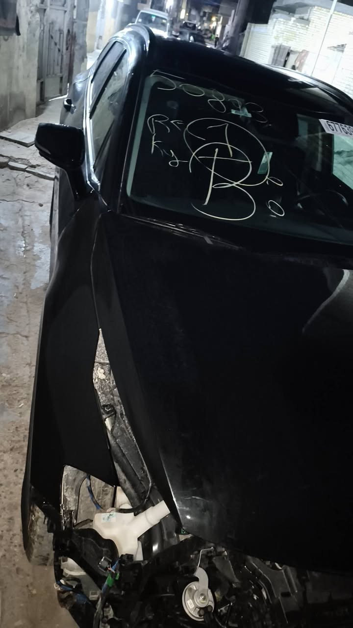 سلام عليكم عندي سبورتج مديل ٢٤هايبردsxبرستيج فوال ١/١ كامله خمس كاميرات محيطية وحده تسجيل شاير مري فتح كشنات تبريد تدفئة استيرن تدفئه دفع رباعي سوبر تيربو بصمه تشغيل عن بعد تمشي عل ريمون وترجع كشنات جلد   حجم لارج مكمركه وكامله مكاني بغداد مدينه الصدر ***********
