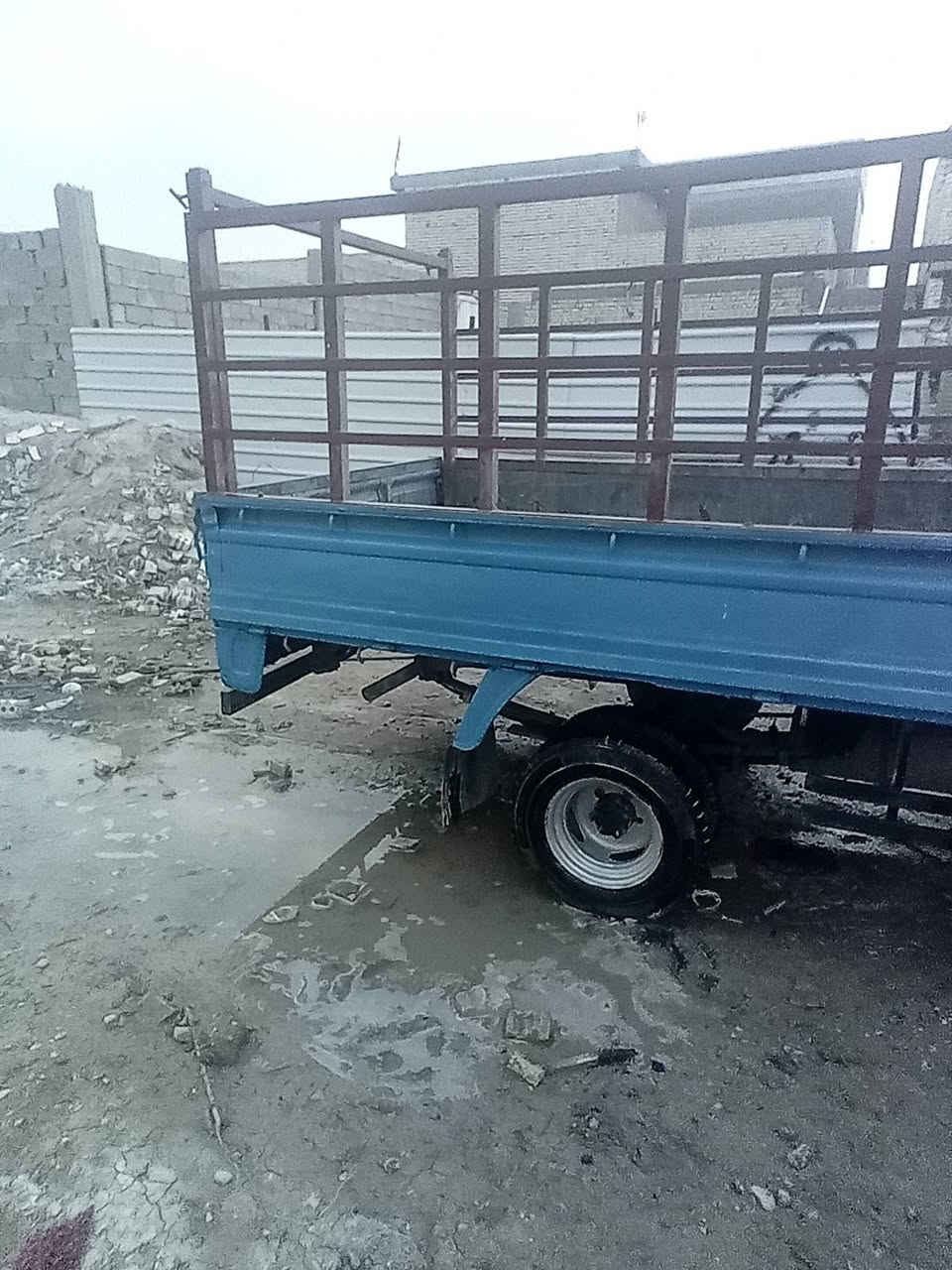 سلام عليكم مرخص مدير الكروب عندي كيا حمل ٩٤ محرك وكير واكسن مكفوله رقم بغداد بسمي انكليزي مكان السياره بغداد الأمين الثانيه ٤٢ وبيها مجال ***********
