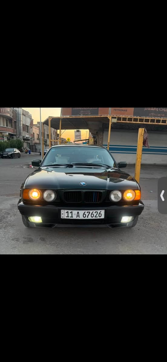525iالماني* 🇩🇪

 الهم صلى على محمد والً محمد🧿
BMW 525 مسكر فانوس🥇
مكينة وكير 🆕 خير من الله 

1-سلايت روف 3💎

2 -أربعه جام كهرباء ⚡️ 

3-موديل سياره 1991اصل وفصل

4-رقم جديد انكليزي  وسنويه باسمي😇

5 -تبريد ثلج ❄️ حماوه جوة نص بشعرة لبي ام معروف بعد 

6-غرفه جلد ابيض  مع بطاين ابواب 🤍🤍

7-ايرباكات سلميه بالدشبول وبالدركه 🎈 

8-سياره بدون اي ضرر لاكص ولا ضربه فقط 
صبغ جماليه ومكفولة من شرعيات💎

9-لون اخضر زيتوني💚 غير محدد

10-كهربائيات كلهة شغالة بلادي  ✅

11-سنتر لوك شغال بلادي 🔐

12- ضفيرة بلادية زلغ مابيهة وماكو اي جطل 

13-باتري جديد 🔋+تخم تاير جديد 

14-بردة خلفية 📜كهرباء 

15-سيارة متعوب عليهة ب معنى الكلمة 

16-كلشي اكو بالسوگ حتا ب20 ورقة
لمو شراي لا تواعد جذب وتخليني  
احذف المنشور رجآ…. 

17-السعر 83 وبيهة مجال

رقم الهاتف ☎️***********

الموقع 📍بغداد الزعفرانية 👉
